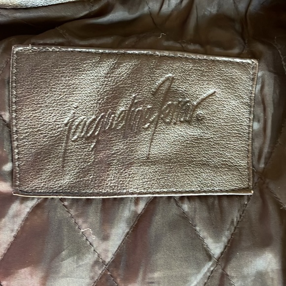 Leather jacket - Picture 5 of 7